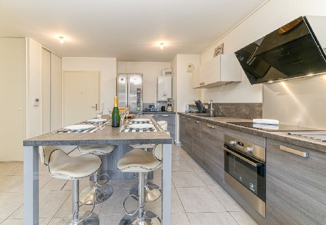 Apartment in Saint-Martin-d´Hères - Beautiful apartment-private garage-balcony-wifi  Apartment in Saint-Martin-d´Hères - Beautiful apartment-private garage-balcony-wifi