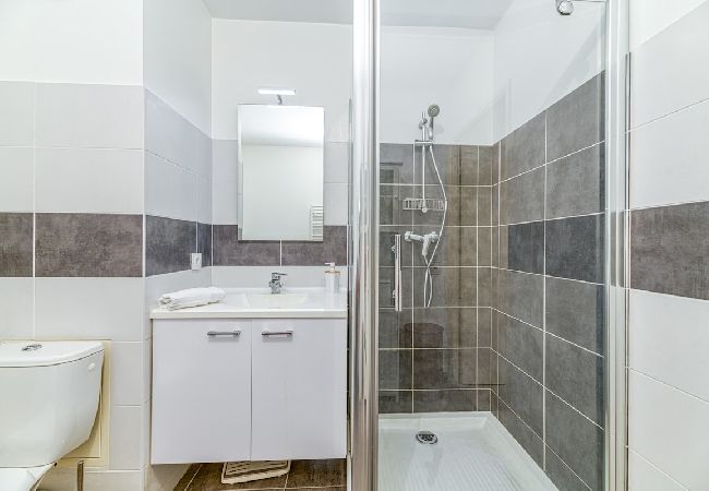Apartment in Saint-Martin-d´Hères - Beautiful apartment-private garage-balcony-wifi  Apartment in Saint-Martin-d´Hères - Beautiful apartment-private garage-balcony-wifi