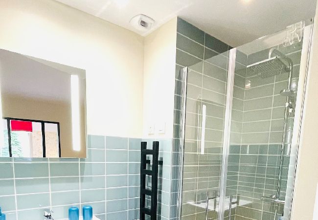 Apartment in Voiron - Voiron center, 15 m² terrace, secure parking  Apartment in Voiron - Voiron center, 15 m² terrace, secure parking