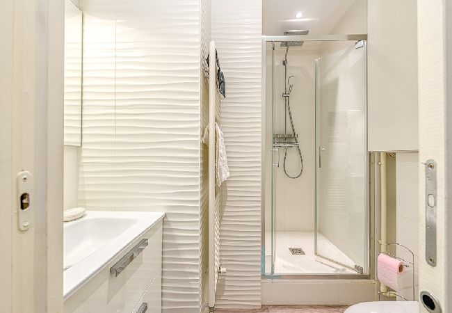 Studio in Grenoble - Cozy nest, fully equipped, free wifi  Studio in Grenoble - Cozy nest, fully equipped, free wifi