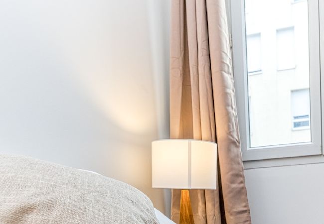Apartment in Grenoble - Gare district, 2 people, fiber wifi, balcony  Apartment in Grenoble - Gare district, 2 people, fiber wifi, balcony