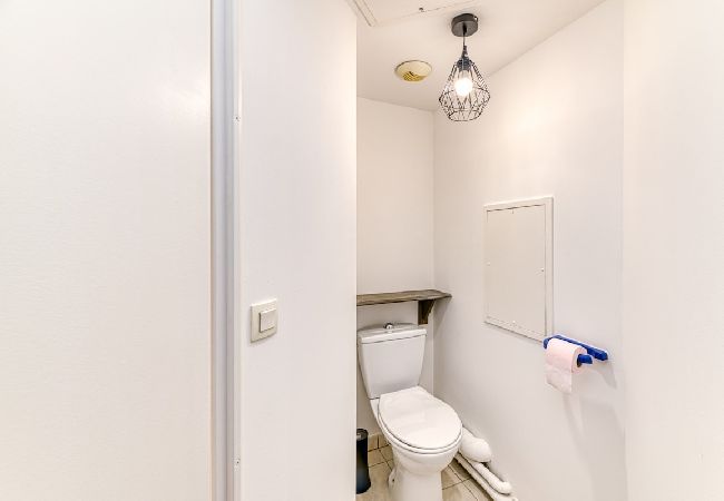 Apartment in Grenoble - Gare district, 2 people, fiber wifi, balcony  Apartment in Grenoble - Gare district, 2 people, fiber wifi, balcony