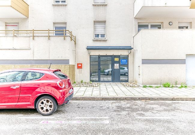 Apartment in Grenoble - Gare district, 2 people, fiber wifi, balcony  Apartment in Grenoble - Gare district, 2 people, fiber wifi, balcony