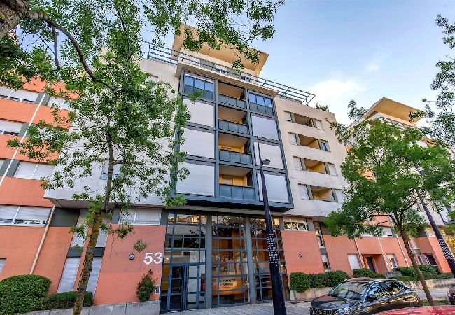 Apartment in Grenoble - Elegant accommodation+garage+air conditioning Apartment in Grenoble - Elegant accommodation+garage+air conditioning