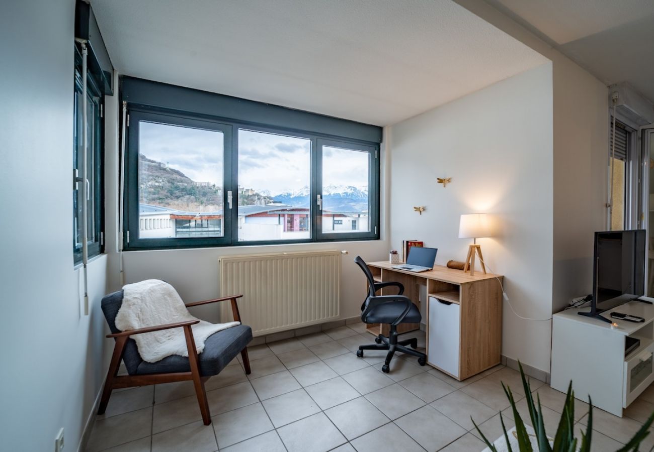 Apartment in Grenoble - Elegant accommodation+garage+air conditioning Apartment in Grenoble - Elegant accommodation+garage+air conditioning