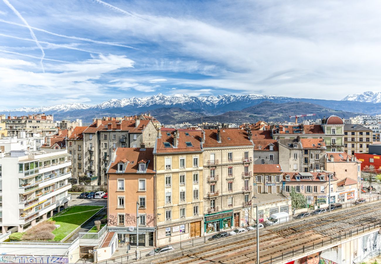 Apartment in Grenoble - 90 Jean Jaurès Apartment in Grenoble - 90 Jean Jaurès
