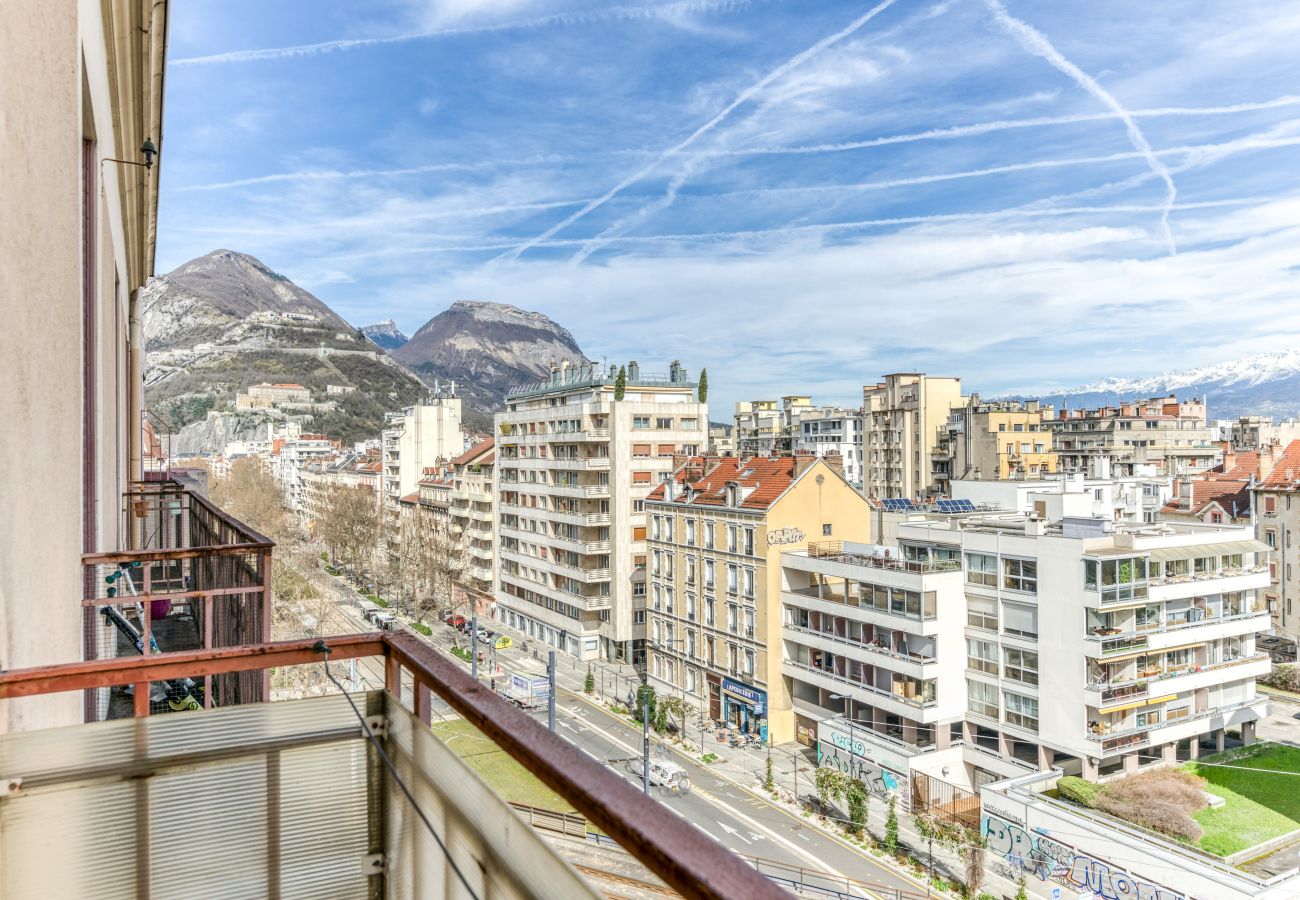 Apartment in Grenoble - 90 Jean Jaurès Apartment in Grenoble - 90 Jean Jaurès