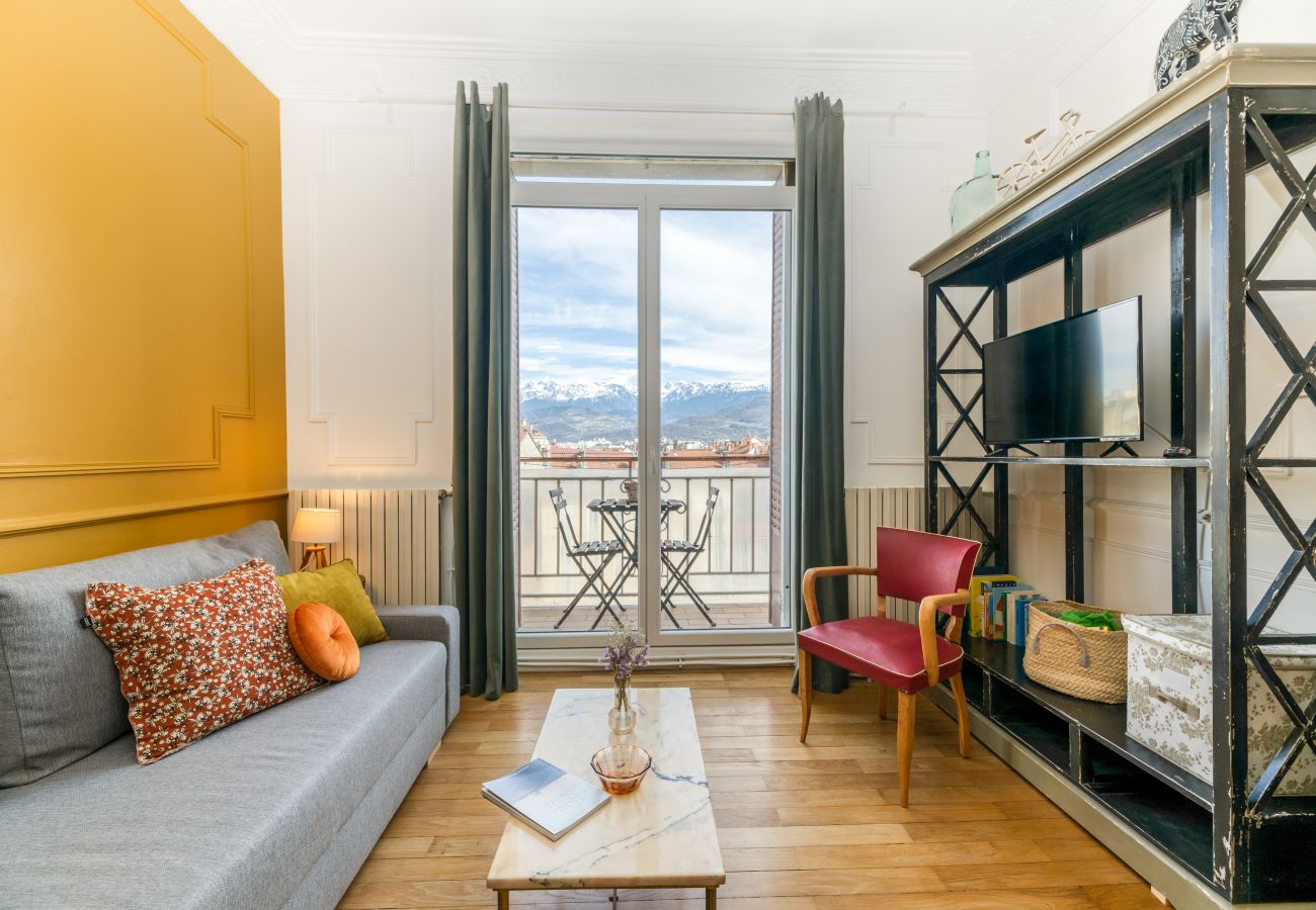 Apartment in Grenoble - 90 Jean Jaurès Apartment in Grenoble - 90 Jean Jaurès