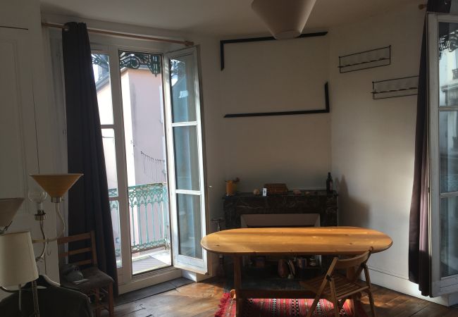 Apartment in Grenoble - Berriat - Spacious & Bright 2 room apartment – 10 min from the train station Apartment in Grenoble - Berriat - Spacious & Bright 2 room apartment – 10 min from the train station