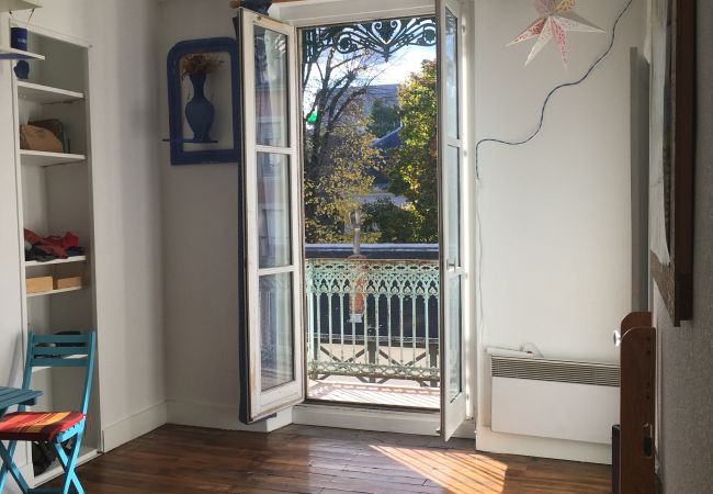 Apartment in Grenoble - Berriat - Spacious & Bright 2 room apartment – 10 min from the train station Apartment in Grenoble - Berriat - Spacious & Bright 2 room apartment – 10 min from the train station