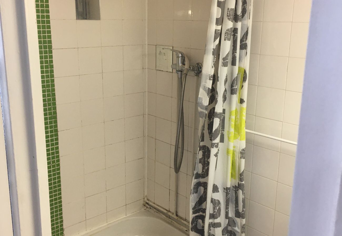 Apartment in Grenoble - Berriat - Spacious & Bright 2 room apartment – 10 min from the train station Apartment in Grenoble - Berriat - Spacious & Bright 2 room apartment – 10 min from the train station
