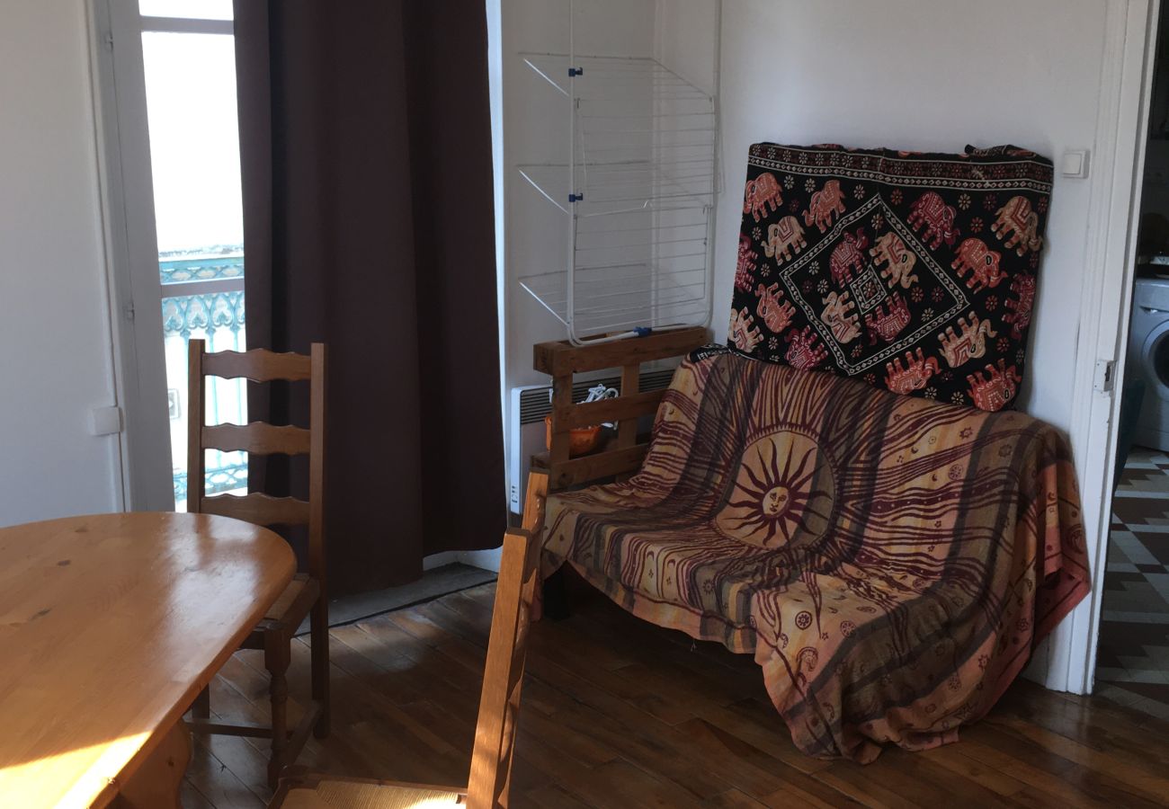 Apartment in Grenoble - Berriat - Spacious & Bright 2 room apartment – 10 min from the train station Apartment in Grenoble - Berriat - Spacious & Bright 2 room apartment – 10 min from the train station