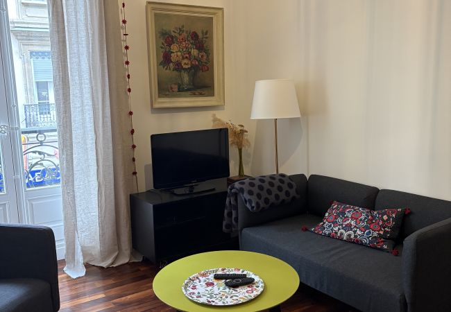 Apartment in Grenoble - Thiers - T4: Grenoble city center - spacious - sleeps 5
