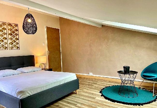 Appartement à Bernin - Cosy au calme, climatisation, 3min A41  Appartement à Bernin - Cosy au calme, climatisation, 3min A41