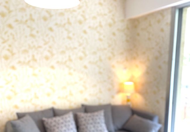 Appartement à Voiron - Voiron centre, terrasse 15 m², parking sécurisé  Appartement à Voiron - Voiron centre, terrasse 15 m², parking sécurisé