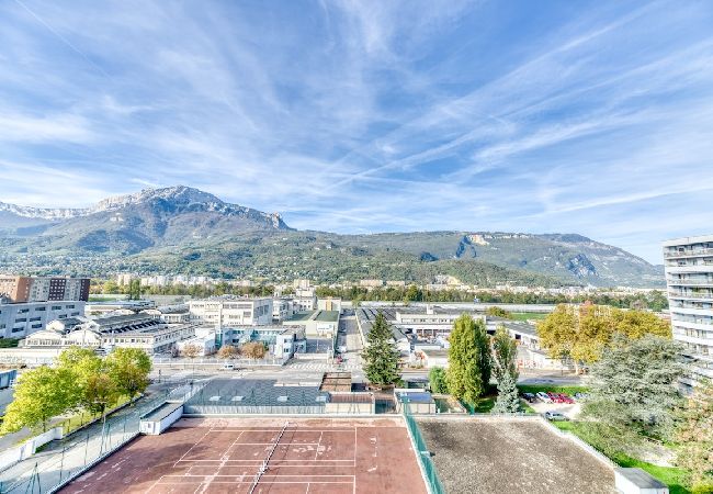 Appartement à Grenoble - SUPERBE: parking gratuit + wifi fibre + balcon ❤  Appartement à Grenoble - SUPERBE: parking gratuit + wifi fibre + balcon ❤