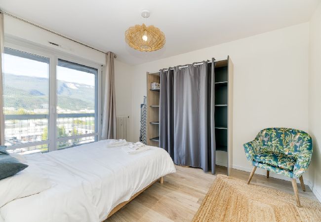 Appartement à Grenoble - SUPERBE: parking gratuit + wifi fibre + balcon ❤  Appartement à Grenoble - SUPERBE: parking gratuit + wifi fibre + balcon ❤