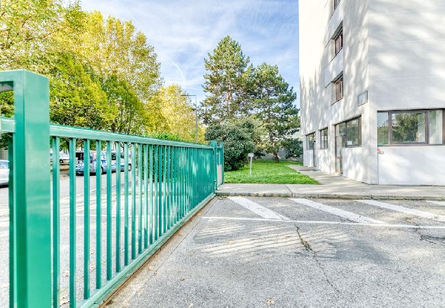 Appartement à Grenoble - SUPERBE: parking gratuit + wifi fibre + balcon ❤  Appartement à Grenoble - SUPERBE: parking gratuit + wifi fibre + balcon ❤
