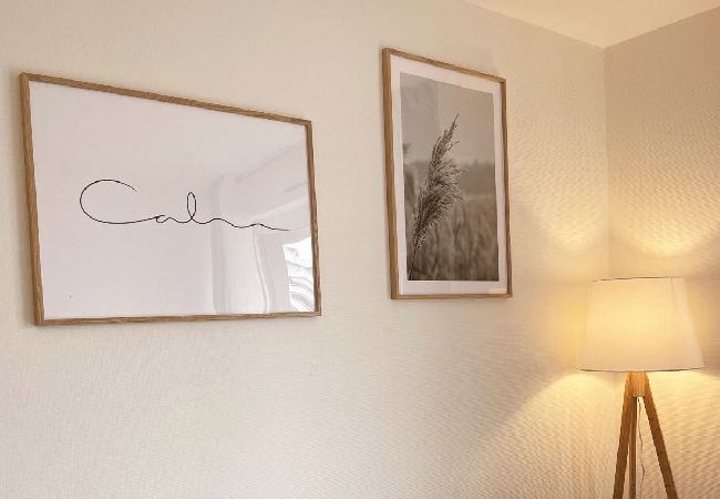 Appartement à Grenoble - SUPERBE: parking gratuit + wifi puissant + balcon  Appartement à Grenoble - SUPERBE: parking gratuit + wifi puissant + balcon