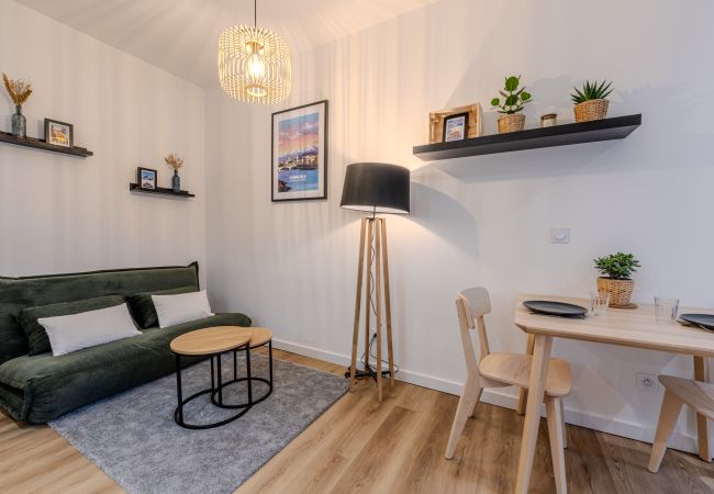 Appartement à Grenoble - Capitaine Camine  Appartement à Grenoble - Capitaine Camine