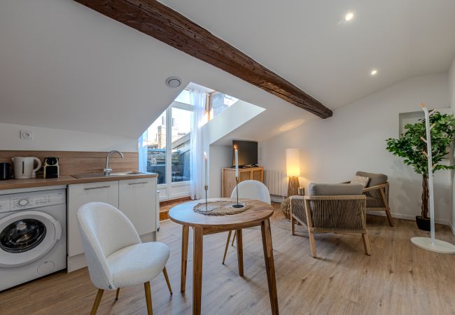 Appartement à Grenoble - Impasse Du Four Appartement à Grenoble - Impasse Du Four