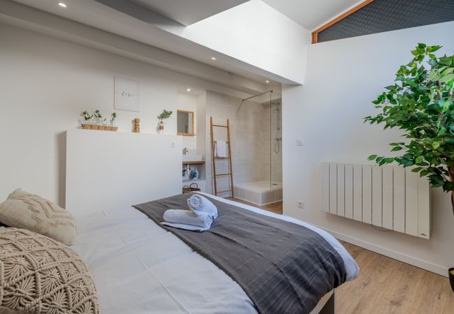 Appartement à Grenoble - Impasse Du Four Appartement à Grenoble - Impasse Du Four