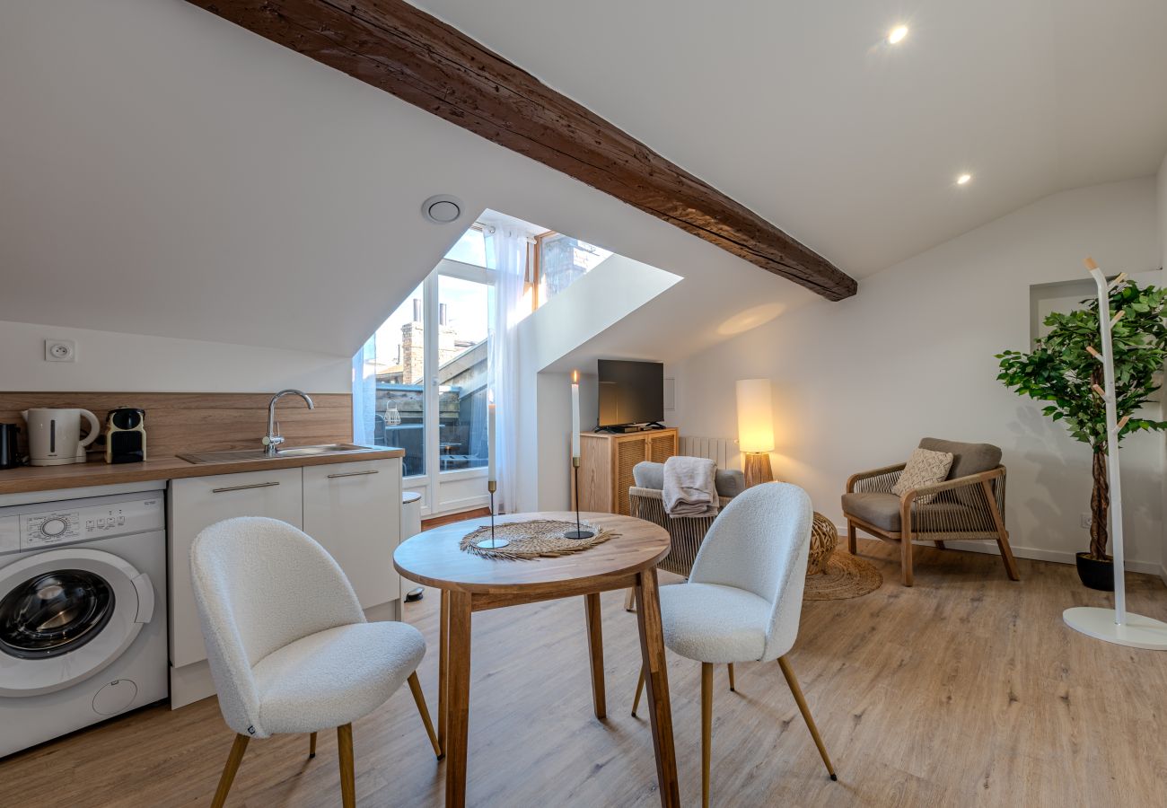 Appartement à Grenoble - Impasse Du Four Appartement à Grenoble - Impasse Du Four