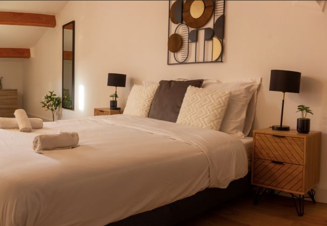 Appartement à Avignon - AVIGNON - Saint Jean Appartement à Avignon - AVIGNON - Saint Jean
