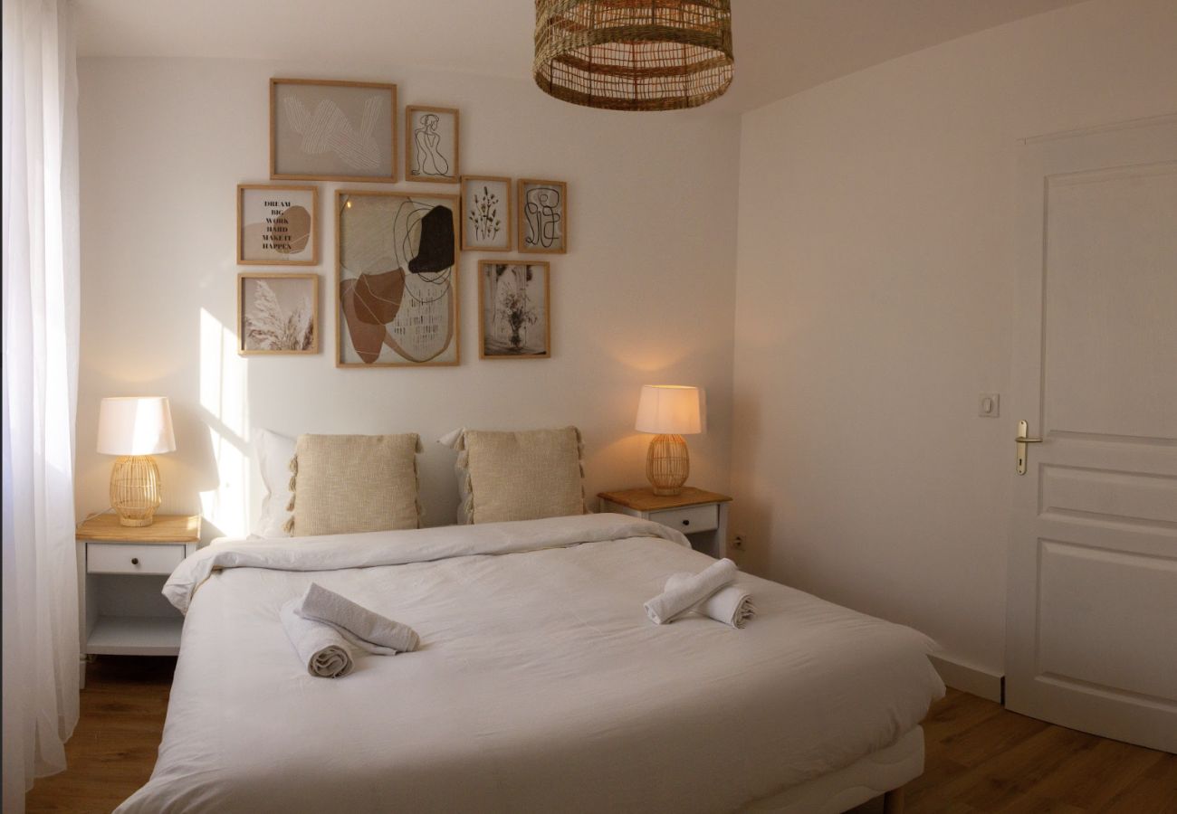 Appartement à Avignon - AVIGNON - Saint Jean Appartement à Avignon - AVIGNON - Saint Jean