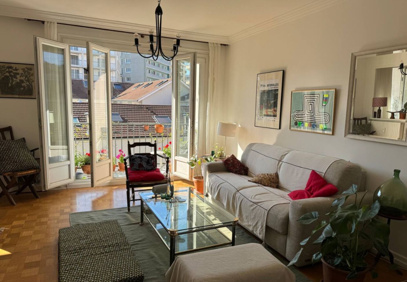 Appartement à Grenoble - Appartement 72m2 - calme - balcon - Championnet