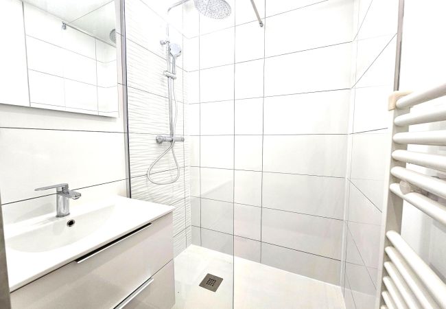 Appartement à Grenoble - Ricard - T2 - wifi - proche gare Appartement à Grenoble - Ricard - T2 - wifi - proche gare