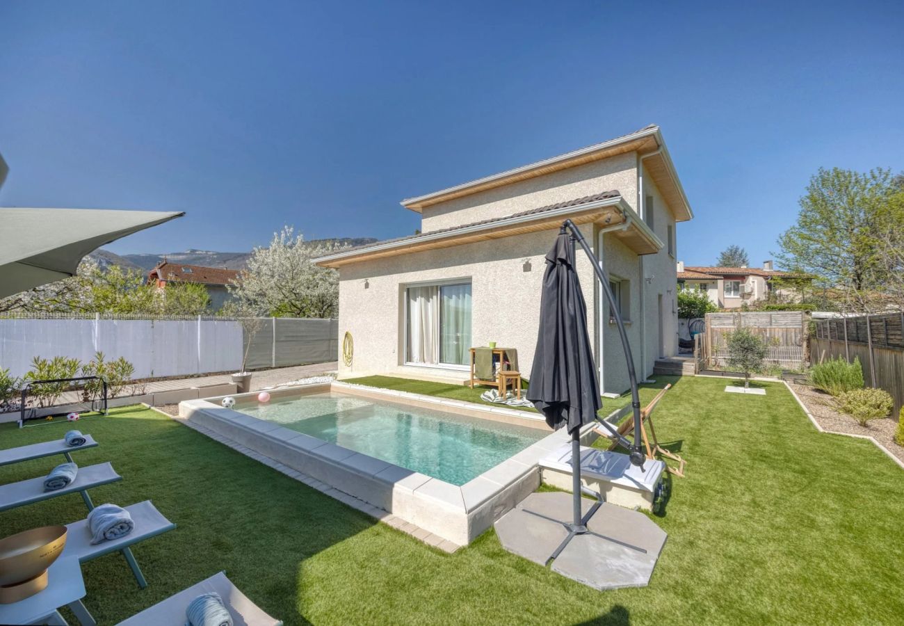 Maison à Saint-Egrève - Saint Egrève - Villa Standing - Piscine et Confort