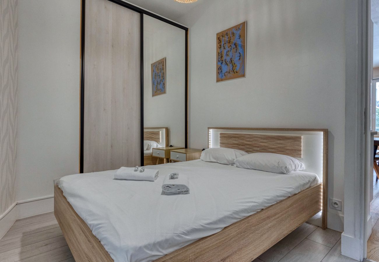 Appartement à Grenoble - République - Hyper-Centre - Cosy T2 avec Wifi Fibre Appartement à Grenoble - République - Hyper-Centre - Cosy T2 avec Wifi Fibre